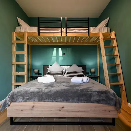 Luxury Foxy With Private Pool, Jacuzzi And Sauna Lisicici