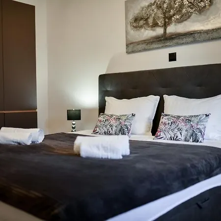 Luxury Foxy With Private Pool, Jacuzzi And Sauna Vila *